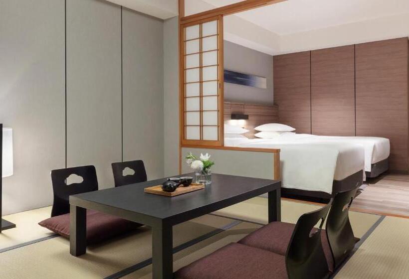 اتاق استاندارد با چشم‌انداز دریا, Nanki Shirahama Marriott