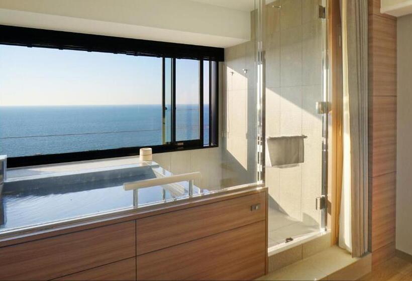 Habitación Premium Vista al Mar., Nanki Shirahama Marriott