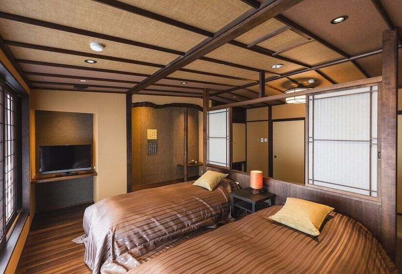Номер Стандарт, Tsuta Onsen Ryokan