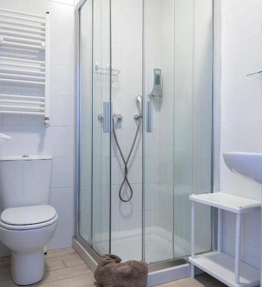 חדר סטנדרט לשלושה, Albergue Lamorena