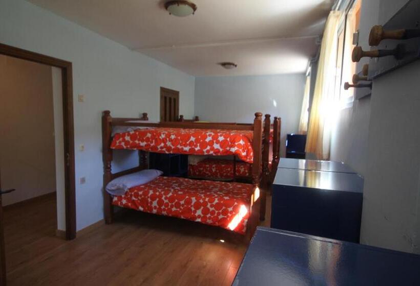 Четырехместный Номер Economy, Hostel El Lago, Caceres