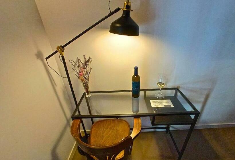 장애인을 위한 스탠다드 룸, Restaurant Lotus Priorat