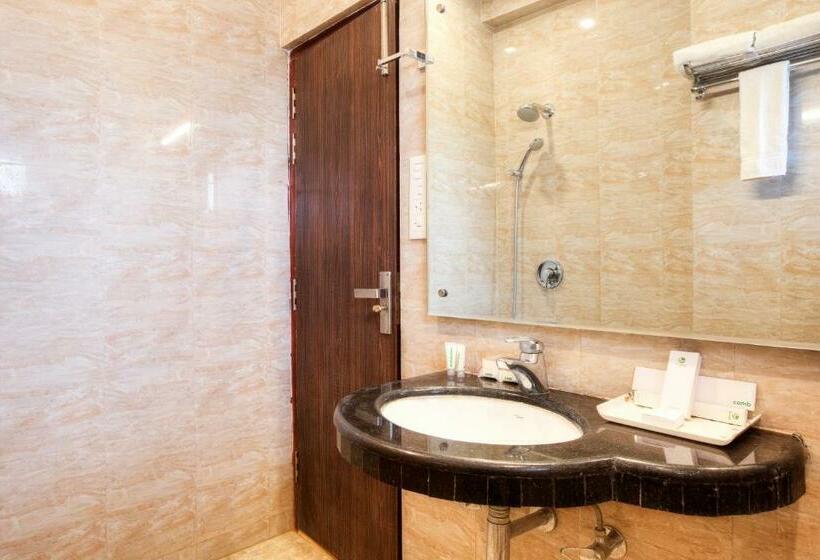 豪华房间, Treebo Shivam Inn Near Singapore Mall