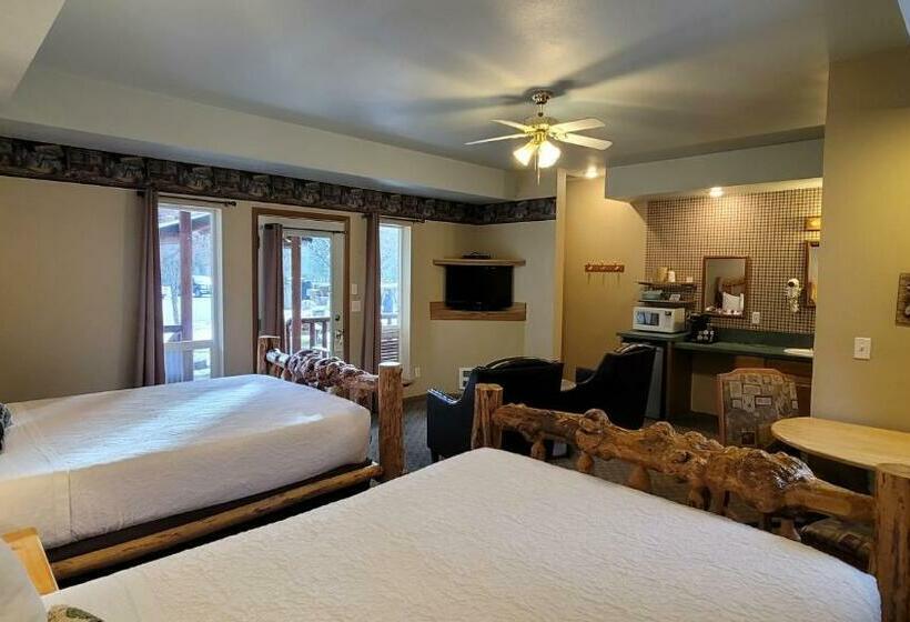Номер Superior, Riverfront Motel & Cabins