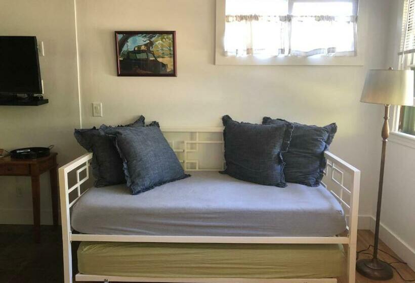 Семейный Номер, Banyan Tree B&b Retreat