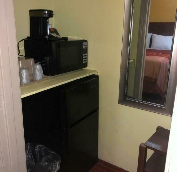 ２ダブルベッドのスタンダードルーム, Ellijay Inn   Downtown Ellijay