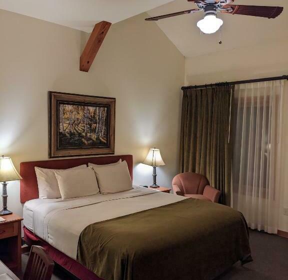 스탠다드 스튜디오, Lodge At Sandpoint