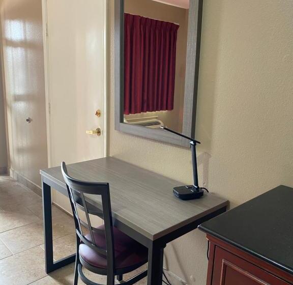 Стандартный Номер Кровать Кинг, Los Fresnos Inn And Suites