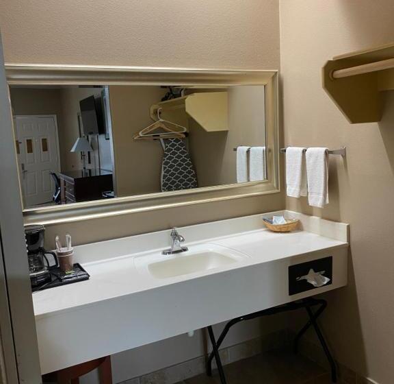Номер Стандарт, Los Fresnos Inn And Suites