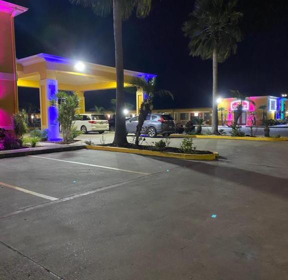 Номер Стандарт, Los Fresnos Inn And Suites