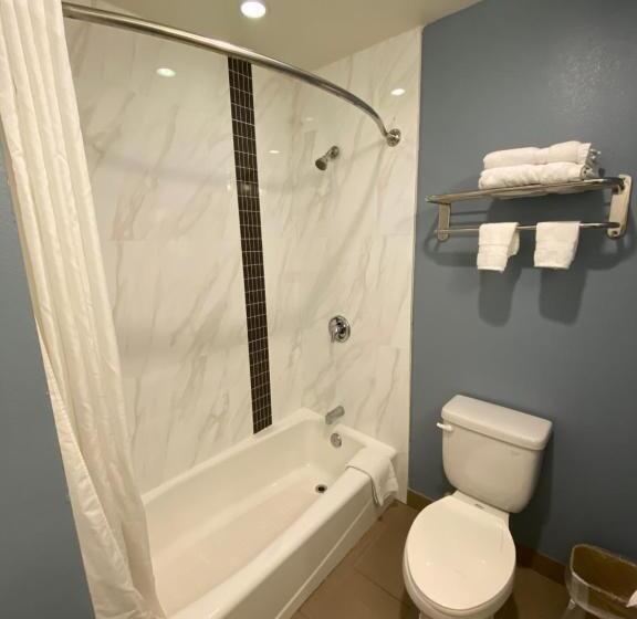 스탠다드 룸 킹사이즈 침대, Ocean Surf Inn & Suites