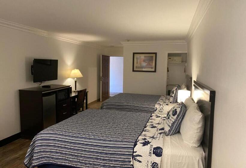 이코노미 룸, Ocean Surf Inn & Suites