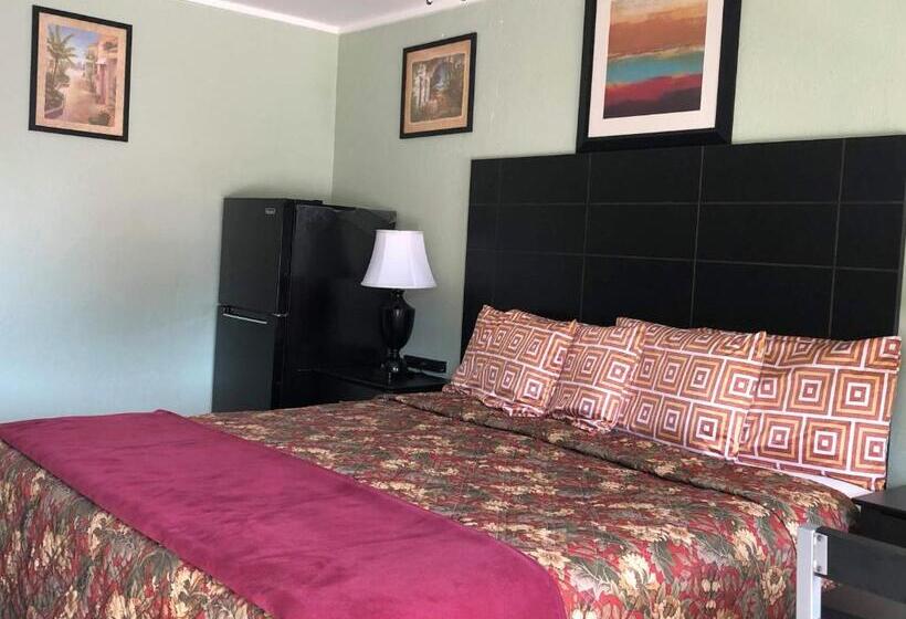 带大床的标准间, Sunshine Inn & Suites Venice, Florida