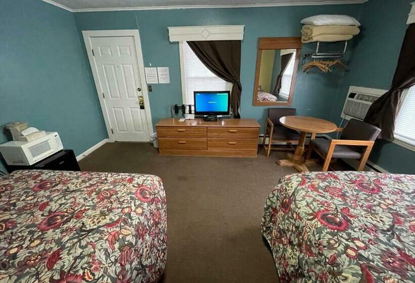 Номер Стандарт 2 Двуспальные Кровати, The Colonial Inn & Creamery