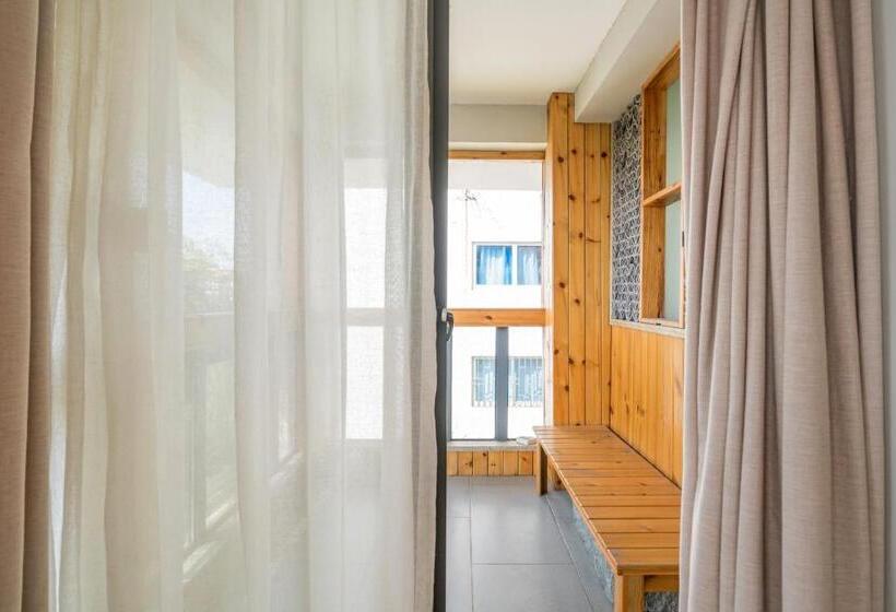 Номер Deluxe с Балконом, Zen Tea House Seven Stars Park