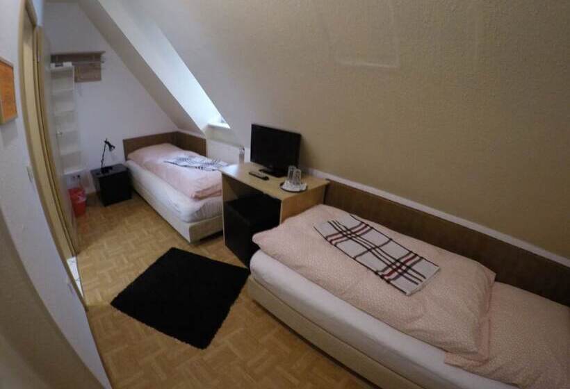 اتاق استاندارد, Hostel Nuremberg