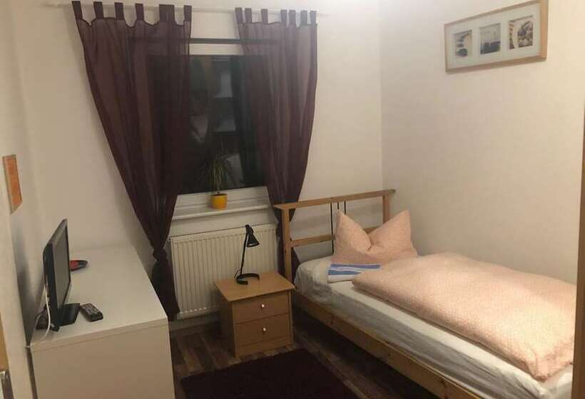اتاق استاندارد یک نفره, Hostel Nuremberg