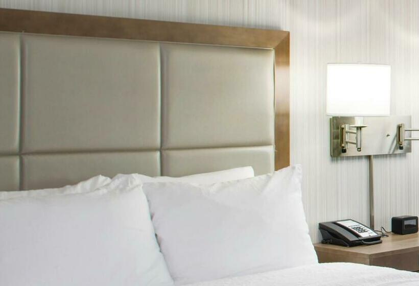 Стандартный Номер Кровать Кинг, Hampton Inn & Suites Pittsburg Kansas Crossing