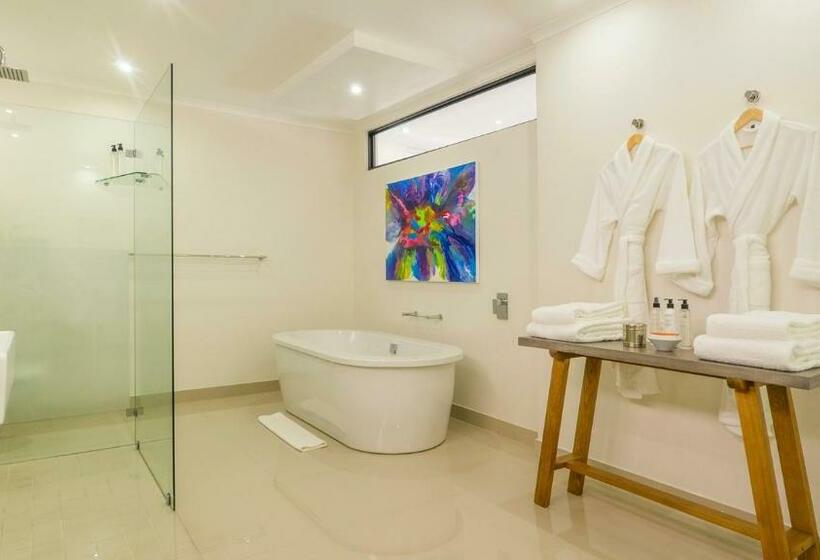 اتاق لوکس با چشم‌انداز دریاچه, Thebloem Guest Suites By Knysna Paradise Collection
