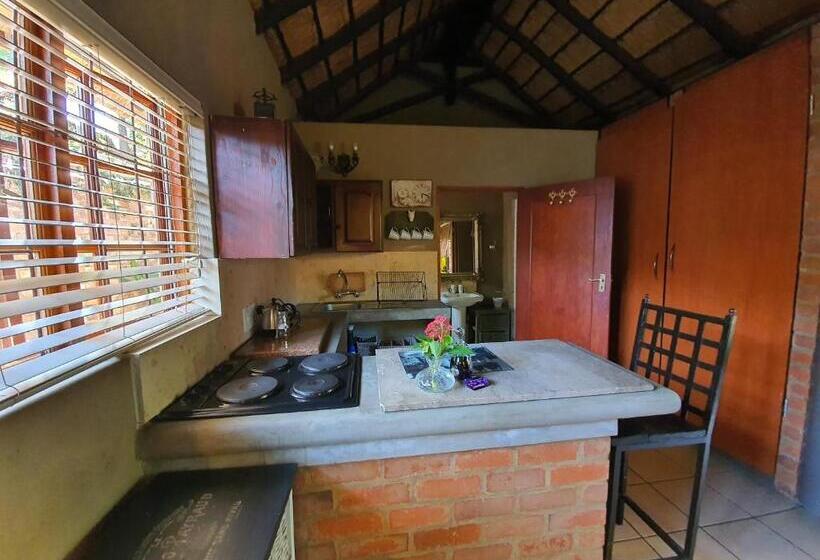 Студия Стандарт, Waterhouse Guest Lodge In Waterkloof