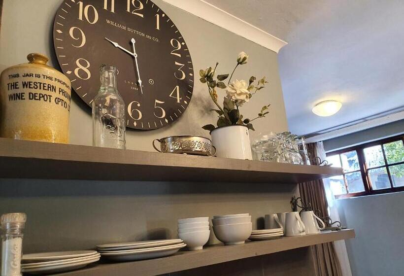 Семейный Номер, Waterhouse Guest Lodge In Waterkloof