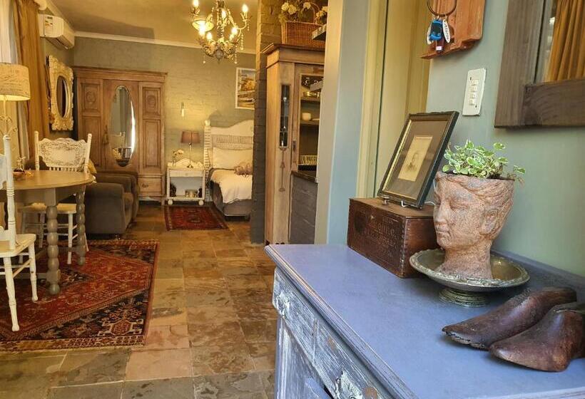 Семейный Номер, Waterhouse Guest Lodge In Waterkloof