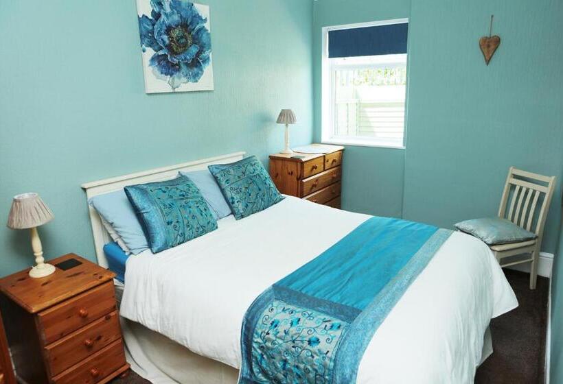 Апартаменты 2 Спальни, Abbey View Holiday Flats