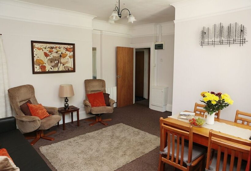 Апартаменты 1 Спальня, Abbey View Holiday Flats