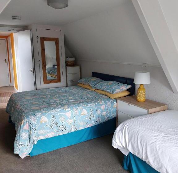 Апартаменты 1 Спальня, Abbey View Holiday Flats