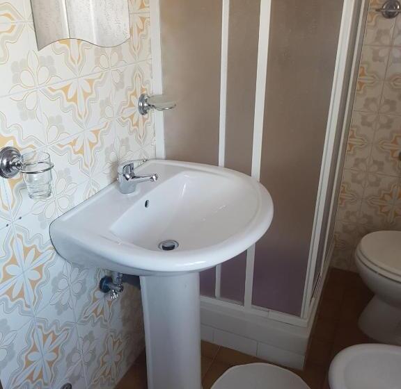 Четырехместный Номер Стандарт, B&b Dolce Casa