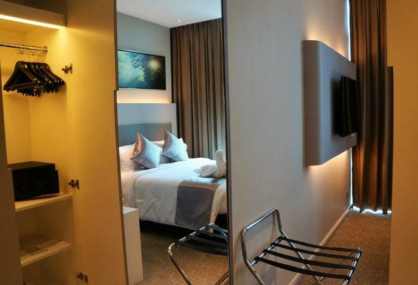 스탠다드 룸, Greens Hotel & Suites