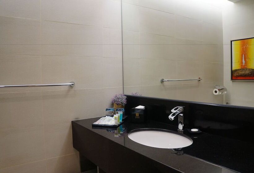 חדר פרמיום, Greens Hotel & Suites