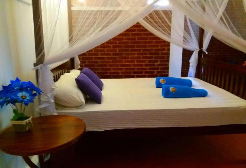 اتاق لوکس خانوادگی, Sea Breeze Guest House