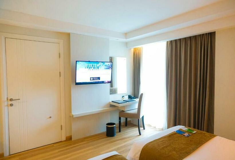 디럭스 룸, Platinum Adisucipto Hotel & Conference Center