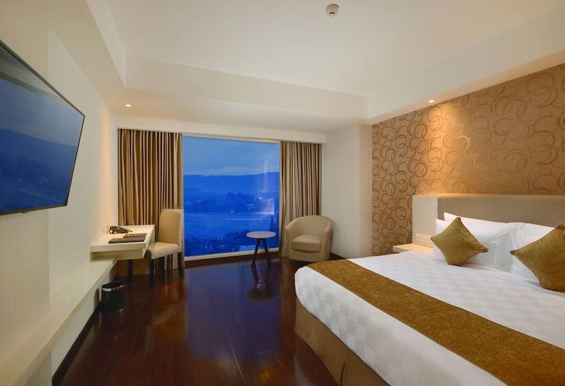 디럭스 룸, Platinum Adisucipto Hotel & Conference Center