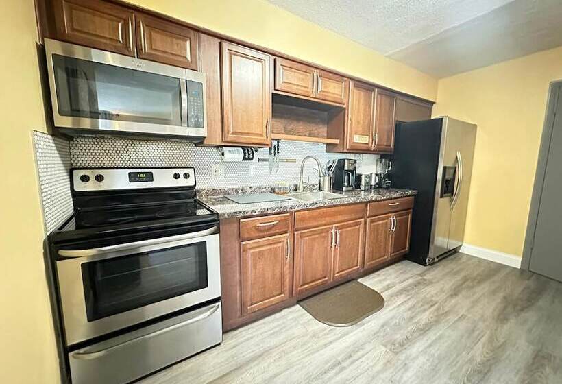 2 베드룸 컴포트 아파트, Sheridan Suites Apartments
