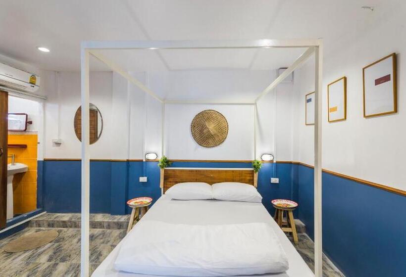 デラックスルーム, Stockhome Hostel Ayutthaya
