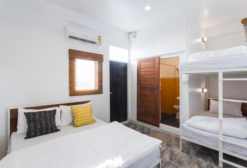 ファミリールーム, Stockhome Hostel Ayutthaya