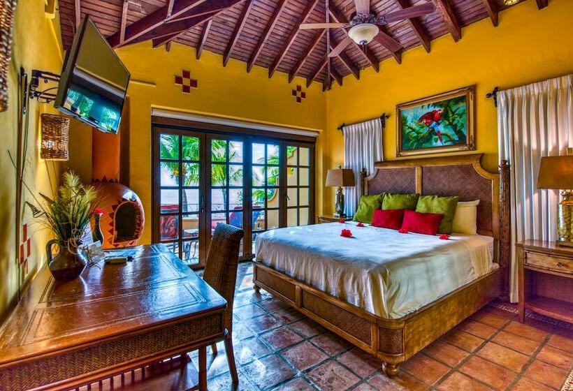 Deluxe Suite King Bed, Caribe Tesoro