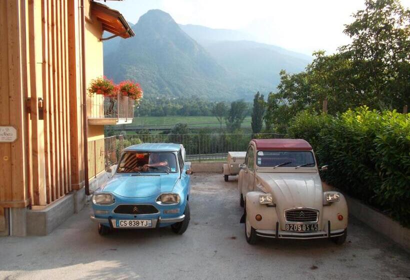 غرفة قياسية مزوَّدة بشُرفة, Affittacamere Les Noyers