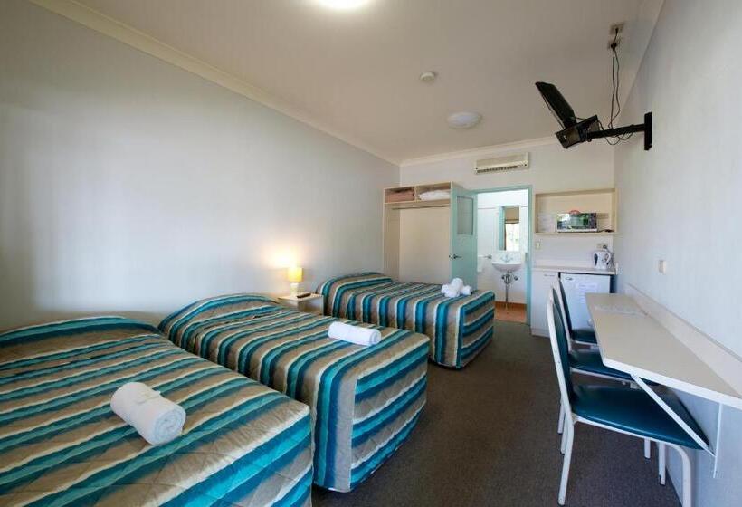 Четырехместный Номер Стандарт, Lamington Hotel Motel   Detached Motel