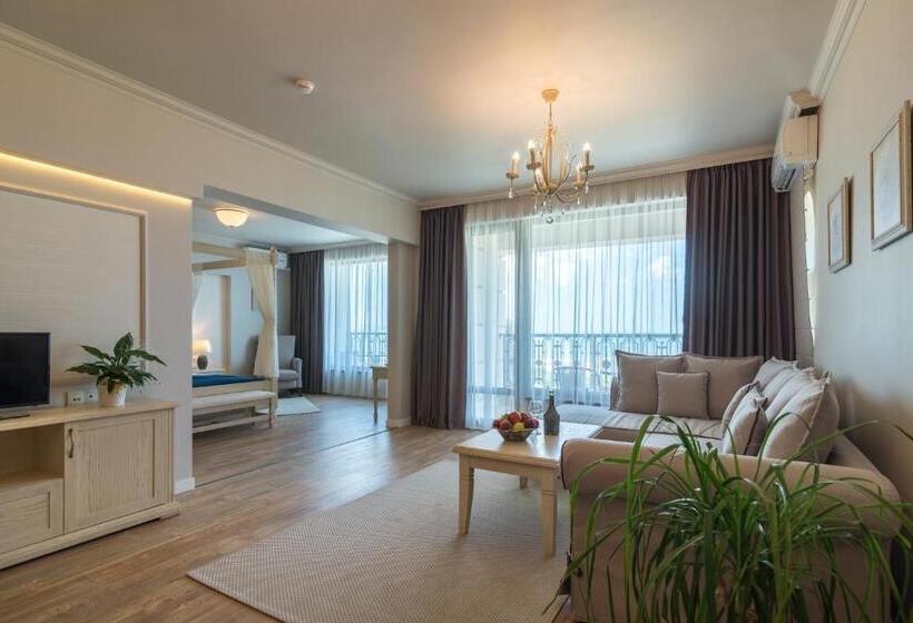 Апартаменты 1 Спальня Вид на Море, Sunny Castle Hotel   All Inclusive And Free Parking