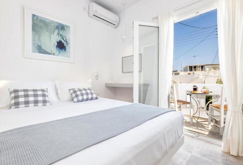 Номер Deluxe с Балконом, Pelican Paros