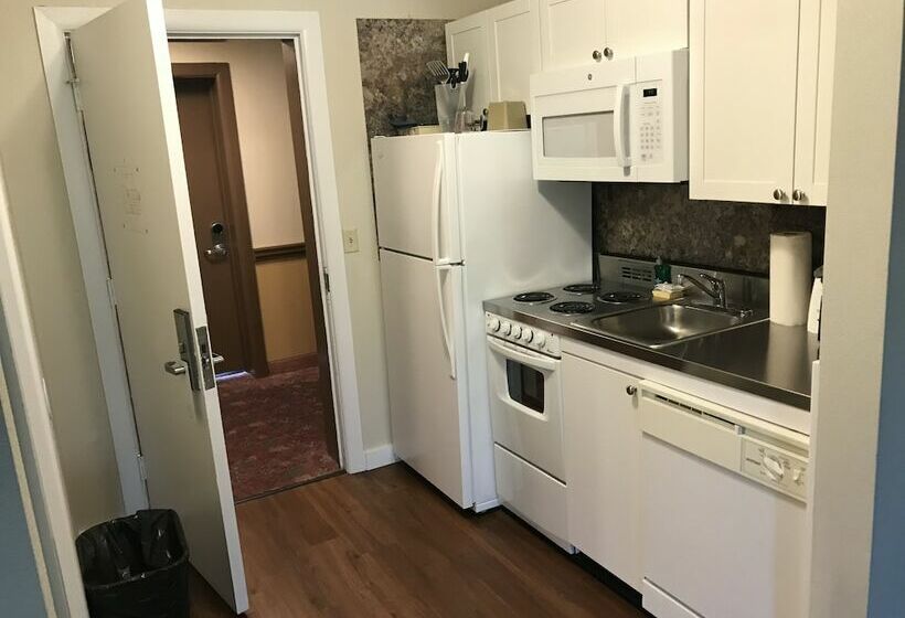 스위트, Carriage House Country Club