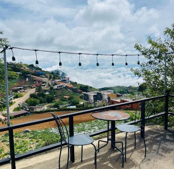 اتاق لوکس, Rai Saeng Tawan At Phu Thap Buek