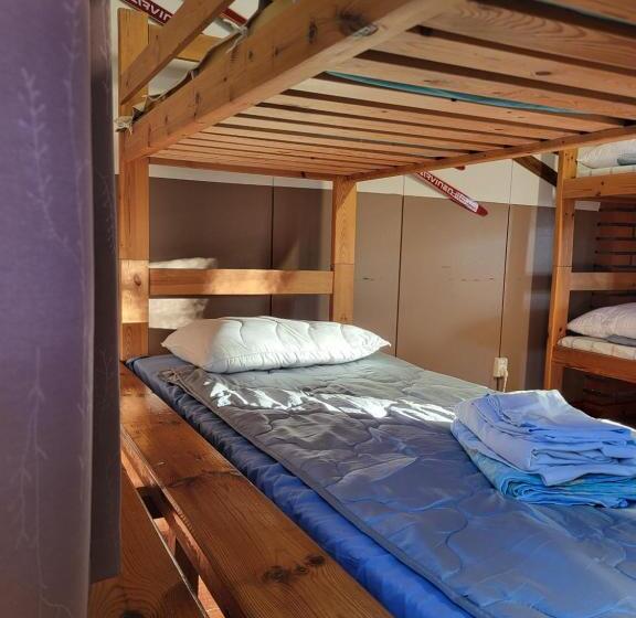 Кровать в Общей Комнате, Wannabe Hostel Fu 47