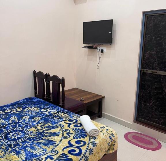 Standard Room, R K Stay & Palace Near Ram Lalla Temple   800 Meter Ayodhya