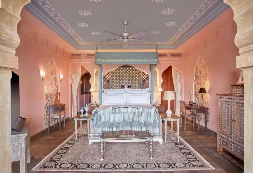 带大床的标准间, Raffles Jaipur