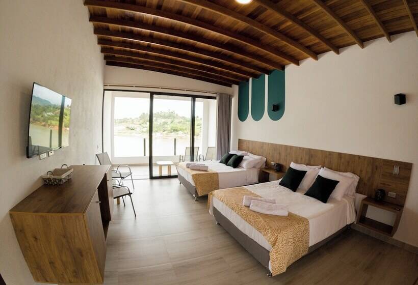 4인용 수피리어 룸, Viajero Guatapé Hostel & Lake Club