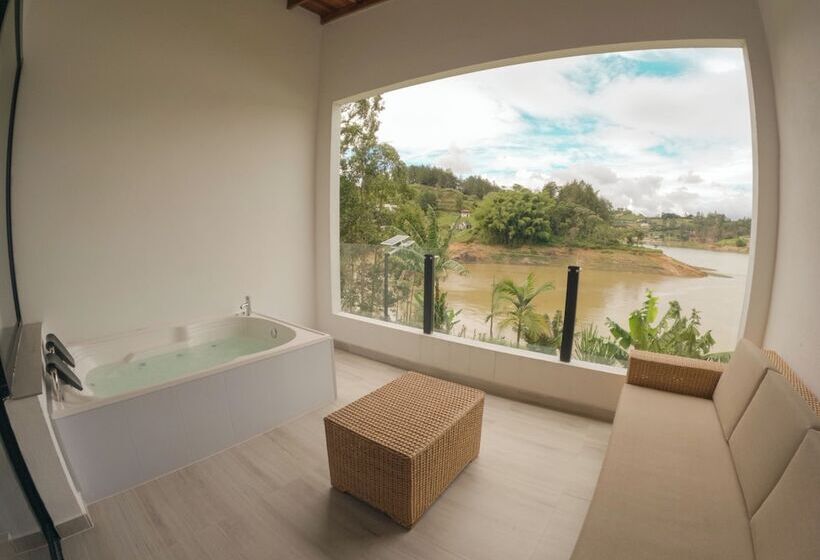 디럭스 트리플 룸, Viajero Guatapé Hostel & Lake Club